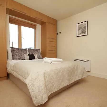 Best Location With Waterviews Apartment